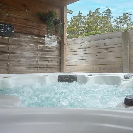 New - Angelina Piscine Et Ferienhaus