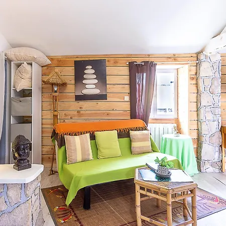 New - Angelina Piscine Et Hébergement de vacances *