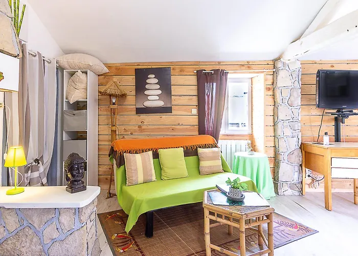 New - Angelina Piscine Et 펜션 *